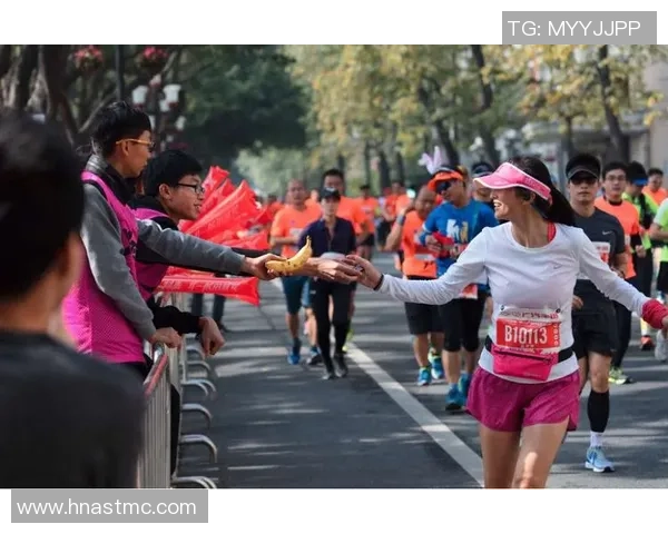 广州街舞队在城市马拉松积分榜中以77分稳居第一名引发热议 广州街舞队在城市马拉松积分榜中以77分稳居第一名引发热议