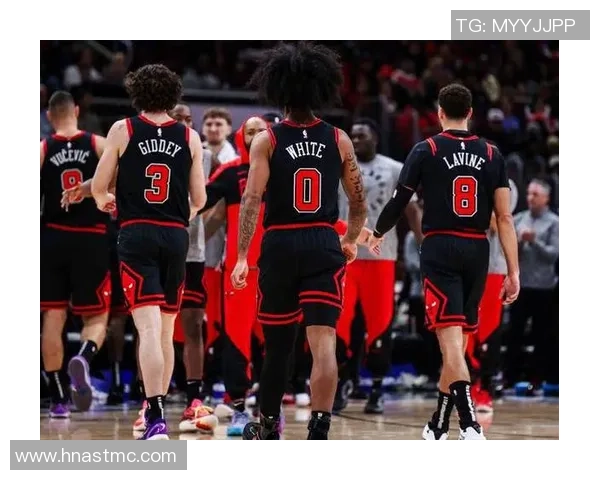 96公牛与骑士经典对决回顾:传奇时刻与球星风采的巅峰碰撞 96公牛与骑士经典对决回顾:传奇时刻与球星风采的巅峰碰撞