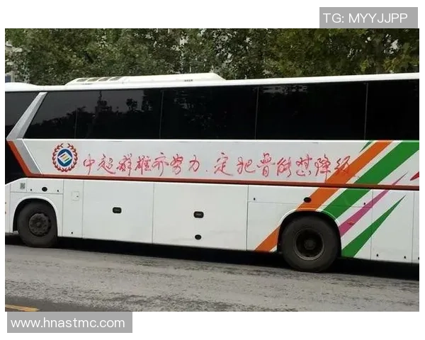 斯旺西与诺丁汉激战正酣比分揭晓引发球迷热议 斯旺西与诺丁汉激战正酣比分揭晓引发球迷热议